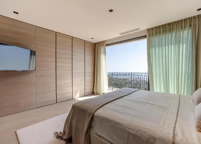 Ref 2176 - -villa Panoramic Sea View Villa Cannes